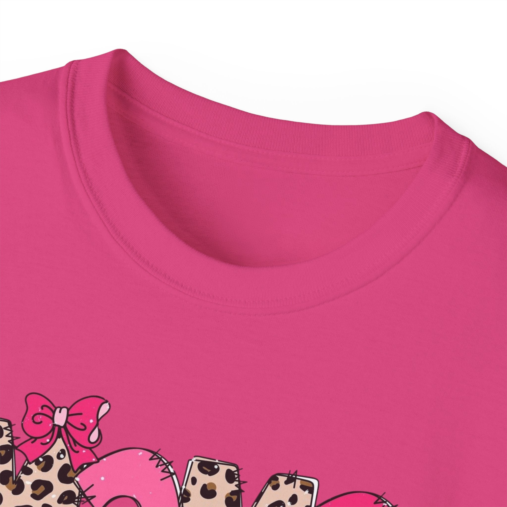 Mama Momma Leopard Pink Graphic Tee — Mother's Day Floral Bow T-Shirt